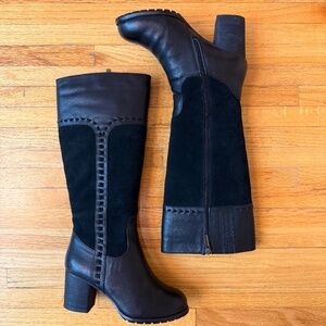 Chic tall heeled boots in rich black leather + suede combo 🖤